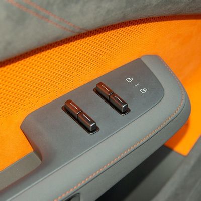 Orange 2023/2024 Zeekr 001 Elektroauto 100kwh EV Z-Sport 4WD Rad Sie/Ich/Wir
