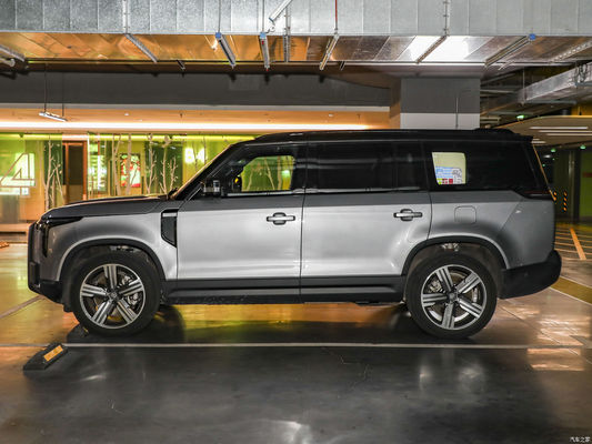 Fahrzeug-SUV-Bereich Erweiterte Re EV Polestones 01 6-Sitzer Automatischer Hubraum 1000-1600CC