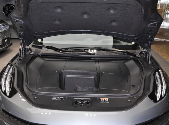 s Elektroauto Zeekr 001 You Version 100kwh Online/Lokale After-Sales-Service inklusive