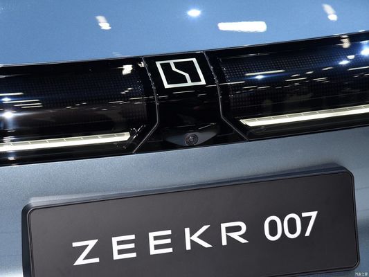 2024 Geely Zeekr 007 Energiefahrzeuge mit rein elektrischem Motor P0000155