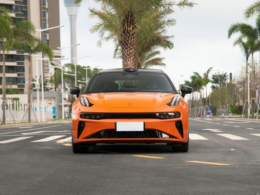 Zeekr 001 100kwh 656km Elektrofahrzeug mit einer offiziellen Höchstgeschwindigkeit von 200 km/h