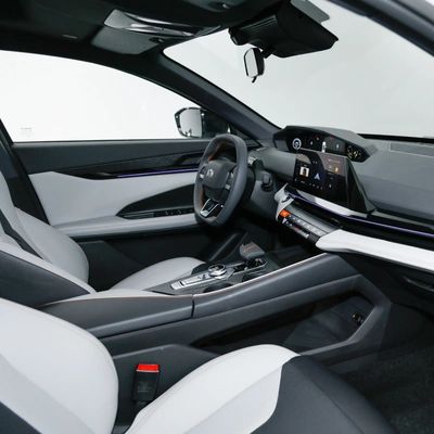 Elektromagnetische Bremsanlage für das sichere Fahren im Changan Qiyuan A06 Energy Electric Car