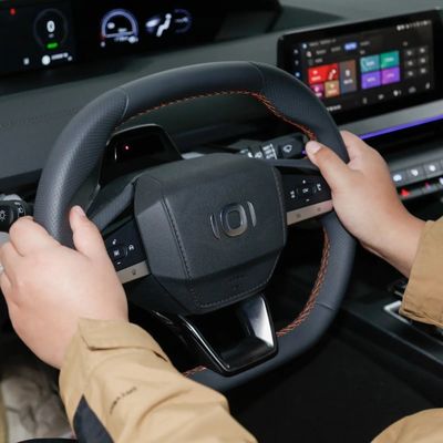 Elektromagnetische Bremsanlage für das sichere Fahren im Changan Qiyuan A06 Energy Electric Car