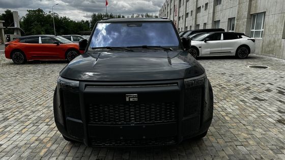 2023 BAW 6-Sitzer Poler Stone 01 Elektro-SUV Der SUV, der dich zum Fahren bringt