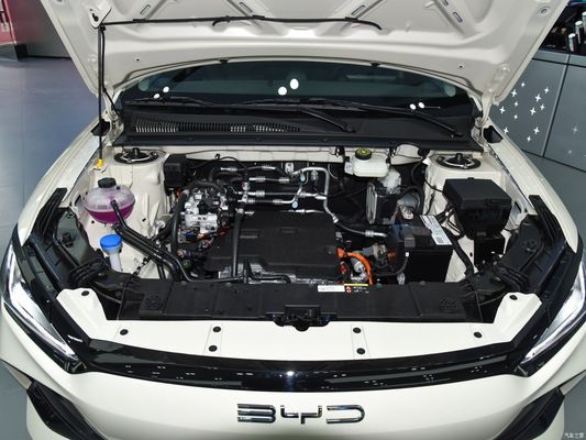 EV-Autos 2024 Byd E2 Lux Edition Weiß mit Rückenarm Torsionsstrahl Heckfederform