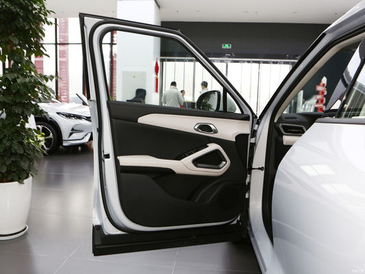 2024 401km Transcendence SUV Weiße Außenfarbe BYD Yuan UP mit fortschrittlicher Technologie