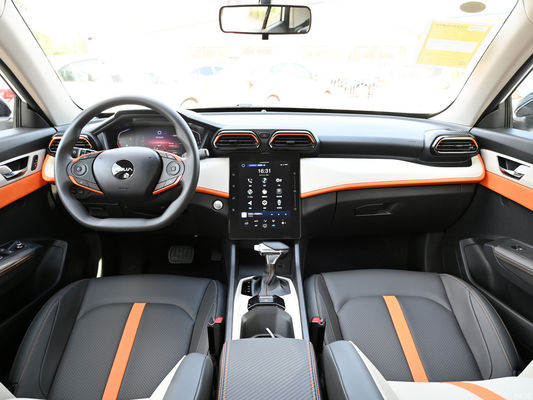 5 Sitzplätze 2023 Dongfeng Fengshen Yixuan Aeolus 1.5L Automatic Glory Edition geschlossener Karosserietypen