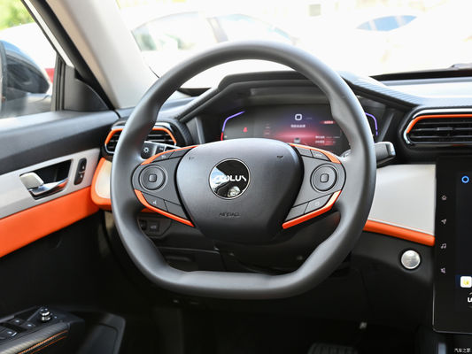 5 Sitzplätze 2023 Dongfeng Fengshen Yixuan Aeolus 1.5L Automatic Glory Edition geschlossener Karosserietypen
