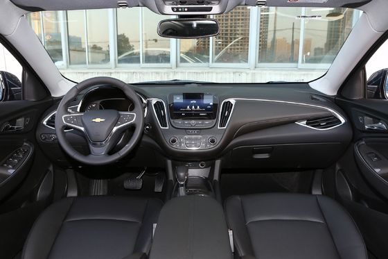 Geschlossenes Auto Chevrolet Malibu XL 2023 535t Automatik Rui Lian Edition mit Anpassung