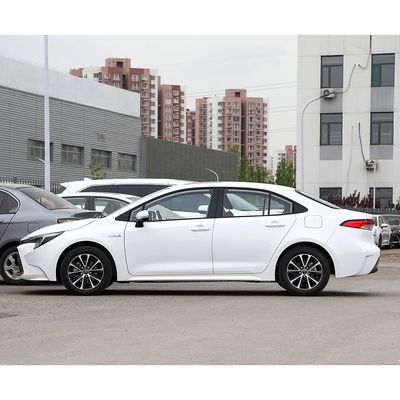 Maximalleistung 101kw Luxus Hybrid 1.8L Toyota Levin Smart Elektroauto EV Zwei Motoren