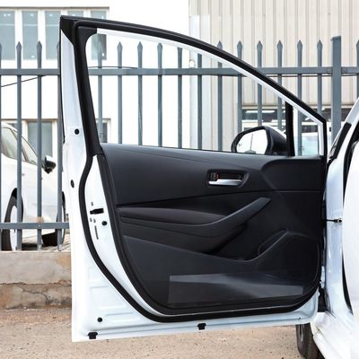 Maximalleistung 101kw Luxus Hybrid 1.8L Toyota Levin Smart Elektroauto EV Zwei Motoren