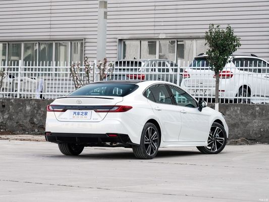 Anpassung 2024 Toyota Camry GAC 80 2.0 Sport Top Version konventioneller Benzinwagen