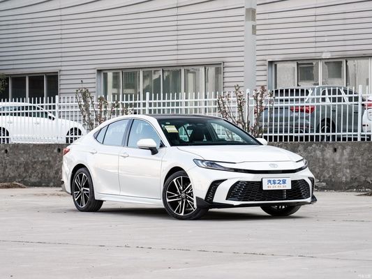 Anpassung 2024 Toyota Camry GAC 80 2.0 Sport Top Version konventioneller Benzinwagen