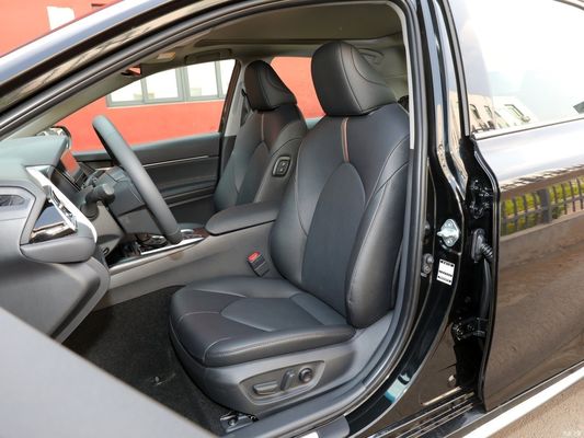2023 Toyota Camry 2.5g Deluxe Edition Benzin 2.5L 207HP L4 Radstand 2825mm Autoverkäufe