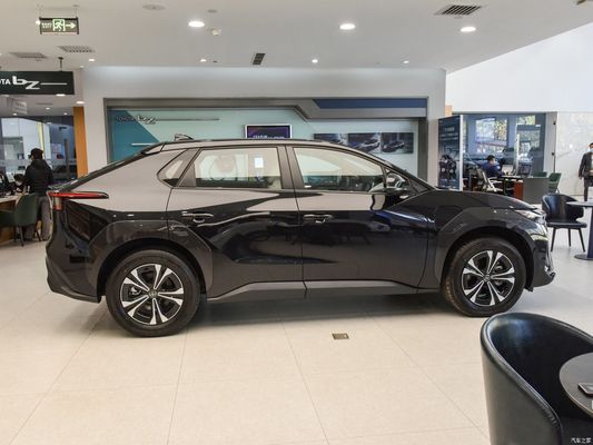 2023 Toyota Bz4X Long Battery Life PRO Edition Elektro-SUV perfekt für Endkunden