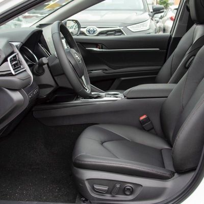 2023 Toyota Camry 2.5g Deluxe Edition Benzin 2.5L 207HP L4 Autos Straßenbedingungen Straße