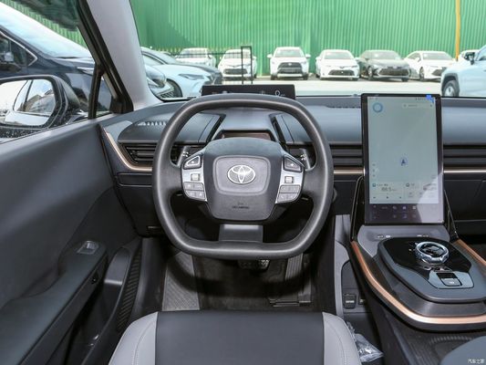 Limousine Toyota Bz3 2023 616km Langstreckenfahrzeug PRO Elektrofahrzeug Linkslenker