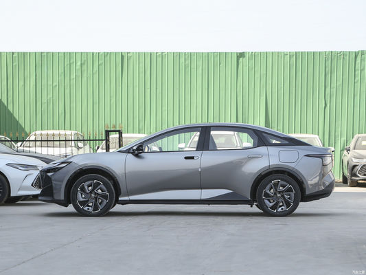 Limousine Toyota Bz3 2023 616km Langstreckenfahrzeug PRO Elektrofahrzeug Linkslenker