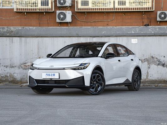 Online/Lokale Kundendienst Toyota Bz3 2023 616 km Langstrecken-Elektrolimousine