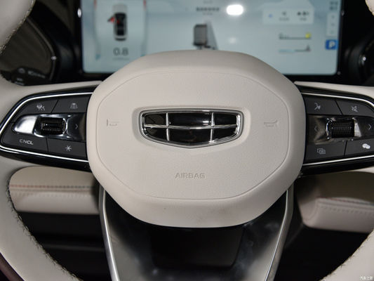 SUV Geely Monjaro Xingyue L 2.0td Auto 4WD Flaggschiff-Version Benzinwagen mit FWD-Antrieb