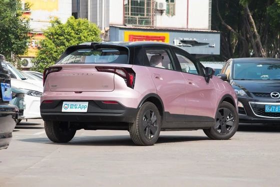 Anpassung Geely Geometry E 2023 401km Pink Special 5-Sitzer EV SUV 4006*1765*1550