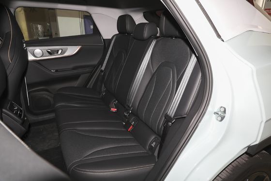 2 Sitzplätze geschlossener Karosserie-Typ Chery SUV Omoda 2022 1.6tgdi DCT Multidimensional Edition