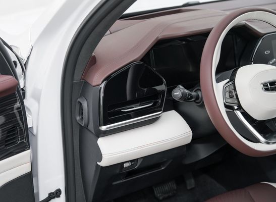 SUV-Anpassung Geely Monjaro Xingyue L 2.0td Auto 4WD Flaggschiff-Version Benzinwagen