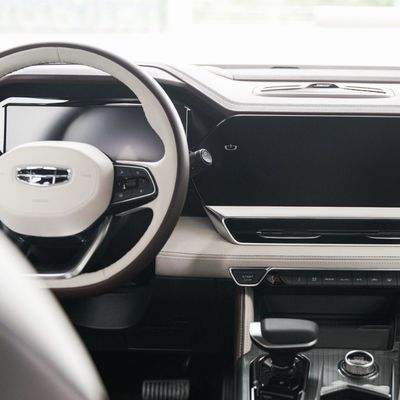 Hubraum 1600-2500cc Geely Xingyuel 2.0td High Power Automatic Fwd Flaggschiff SUV