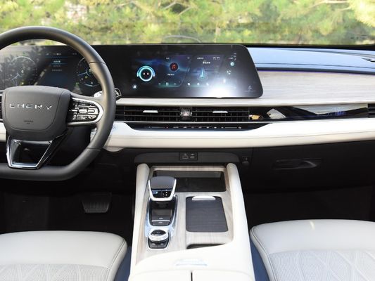 Chery Arrizo 8 DCT Benzinwagen mit 5 Sitzplätzen und Online/Lokalem Kundendienst