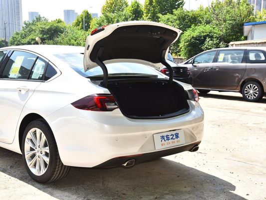 Buick Regal 2024 28t Indulge Version Benzinwagen mit Bremssystem Epb und Benefit