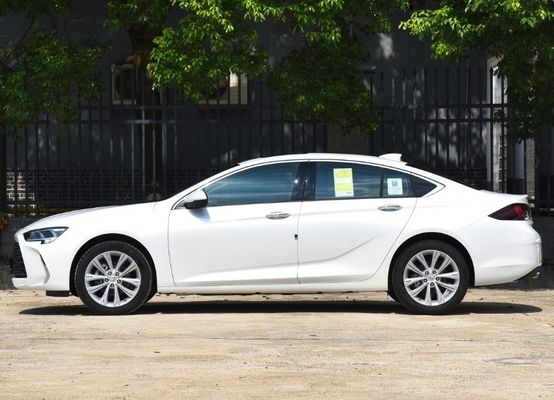 Benzin-Limousine Buick Regal 2024 28t Exklusive Edition mit Online-Nachverkaufsservice