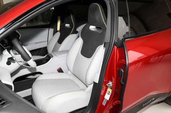 Elektro-SUV 2022 Ultra Langstrecken-Doppelmotor Luxus-Version mit 5 Sitzplätzen Ausdauer 680 km