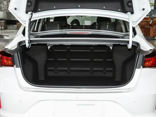 Changan Eado EV460 Intelligente Fahrt-Hilfe-Edition Lithium-Eisenphosphat-Elektrofahrzeug