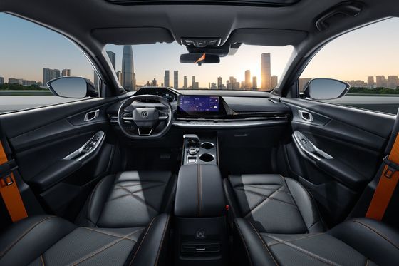 Geschlossene Karosserie Changan CS55 Plus 2022 zweite Generation 1.5t automatische Navigation
