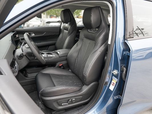1930 Kg Changan Uni-K 2,0 t 4WD Maximalkonfiguration Top SUV Benzinfahrzeug individuell