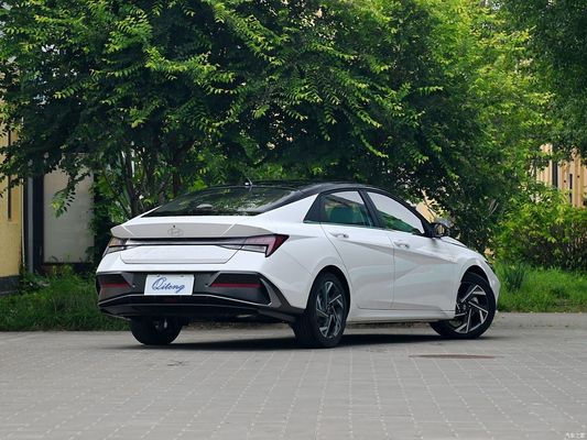 Automatische Hyundai Elantra 2023 1.5L CVT Top Flaggschiff-Edition Hubraum 1000-1600CC