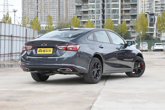 Chevrolet Malibu XL 2022 Redline 550t Rui Zhi Edition mit Steuerung links 4933x1854x1473