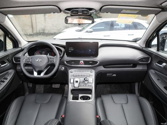 Linkssteuerung 2023 Hyundai Santafe Traveller 380t Gdi 4WD Lux Htrac Version 6 Sitzplätze