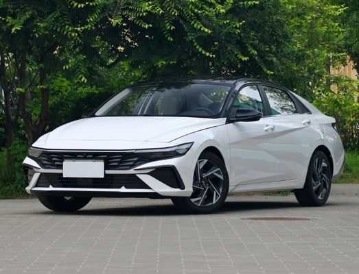 2023 Hyundai Elantra 1.5L CVT Limousine Linkslenkung und McPherson Unabhängige Aufhängung