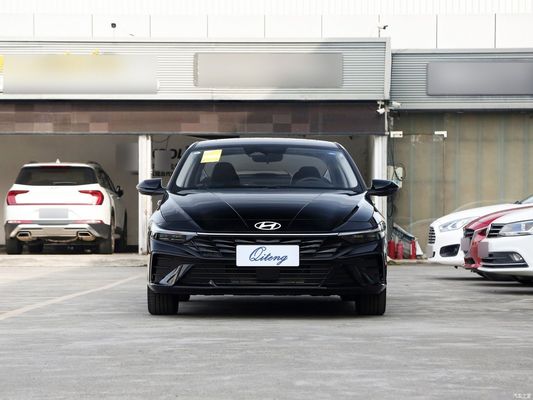 Hyundai Elantra 2023 1.5L CVT Lux Edition Benzinfahrzeug mit Hubraum 1000-1600CC