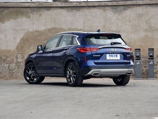 Qx50 2,0 t 2WD Pilot Benzinwagen mit automatischem Getriebe und 4705*1903*1681 Größe