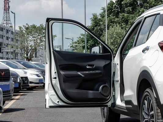 Anpassung 2023 Auto 1.5L Luxus-SUV Benzin Kicks Anpassung Anforderung Antrieb FWD