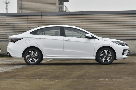2021 Chery Arrizo 5 Plus Little Ai 1.5L CVT Enjoy Plus geschlossener Karosserie-Typ Kompaktwagen