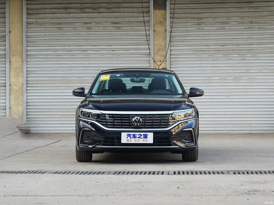 Modell 2023 VW Passat PHEV Langlebigkeit Luxuslimousine für Kundenanforderungen