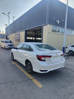 Honda Crider 1198 geschlossene Karosserie Typ 2024 1.0t 180turbo CVT Deluxe Edition zu erschwinglichen Preisen