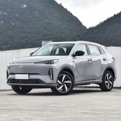 2023 Changan Qiyuan Q05 60 PRO Plug-in Hybrid-Auto mit geschlossener Karosserie und Materialien
