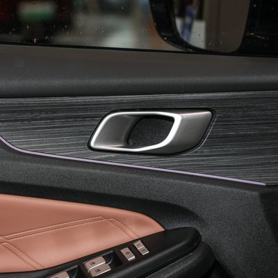 2023 Changan Qiyuan Q05 60 PRO Plug-in Hybrid-Auto mit geschlossener Karosserie und Materialien