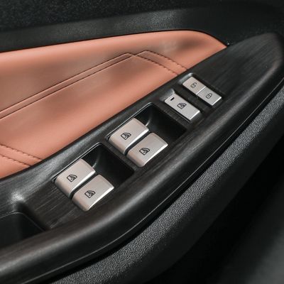 2023 Changan Qiyuan Q05 60 PRO Plug-in Hybrid-Auto mit geschlossener Karosserie und Materialien