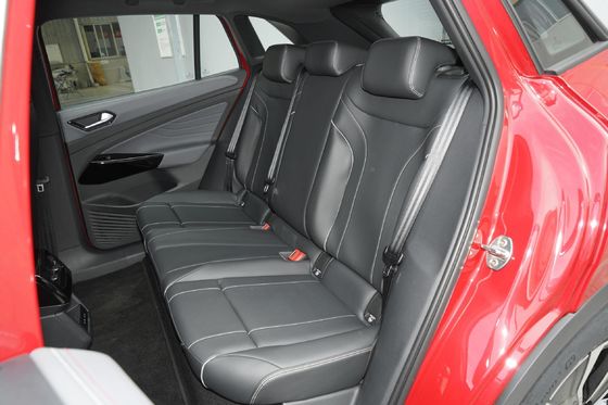 Geschlossene Karosserietype Volkswagen ID. 4 X 2023 Pure Enjoyment Edition mit Linksherren