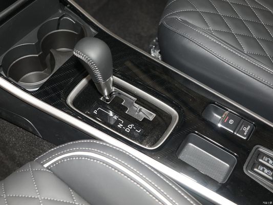 2021 Outlander Fwd SUV Drive Version Limousine mit Hubraum 1600-2500CC und Hot Deals